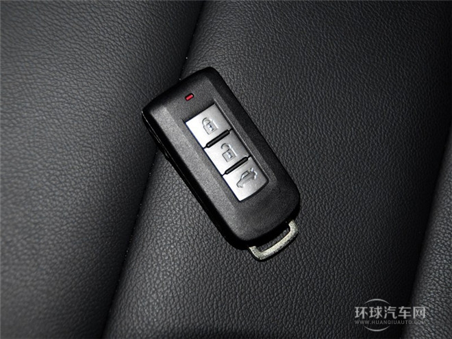 2015款 1.8L CVT致尚型 国V