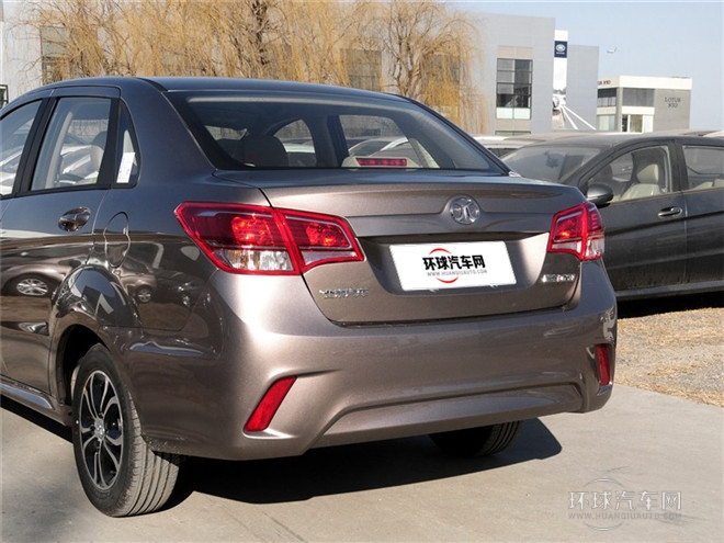 2015款 三厢 1.5L 自动乐天版