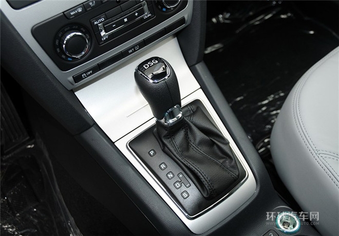 2015款 1.4T 手动逸俊版