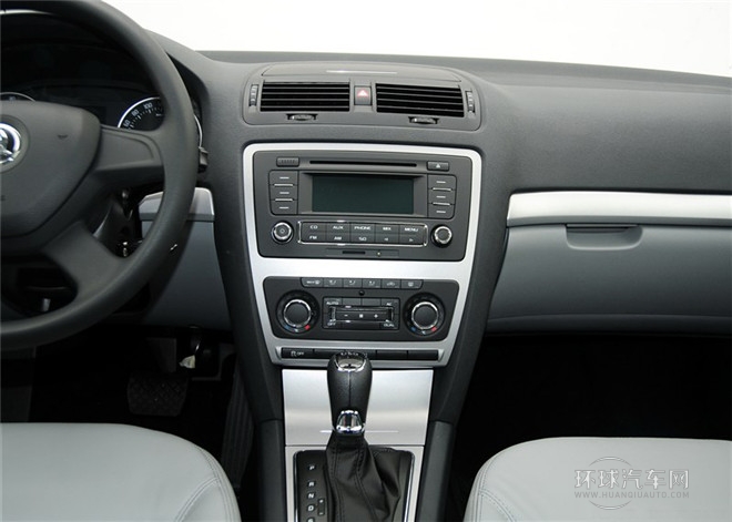2015款 1.4T 手动逸俊版