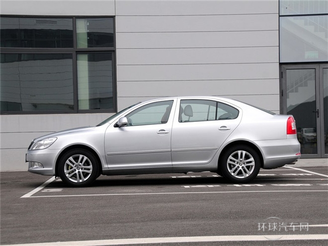 2015款 1.4T 手动逸俊版