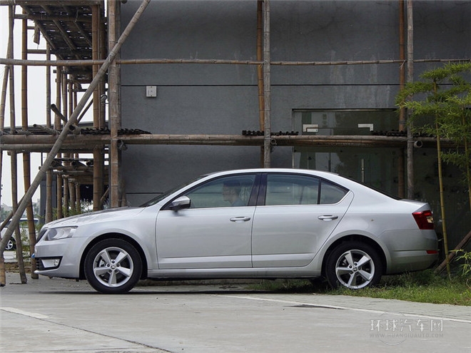2015款 经典款 1.6L 手自一体 逸杰版
