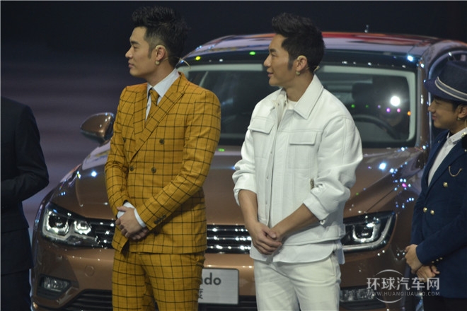 2015款 230TSI DSG风尚版