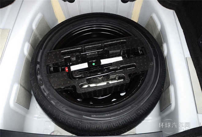 2013款 掀背 1.8L 手动舒适版