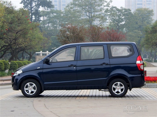 2014款 1.5LS 自动舒适型L2B