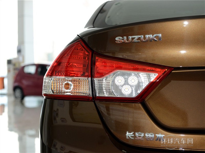 2015款 1.6L 自动舒享型