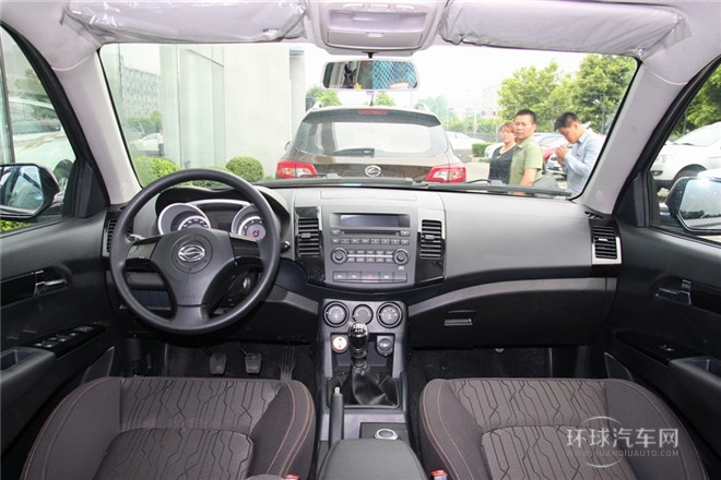 2014款 探索版 2.4L 汽油4X4豪华型