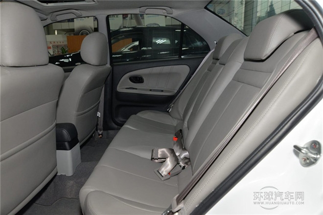 2015款 1.6L 手动乐购版