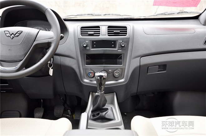 2015款 1.5L 舒适型