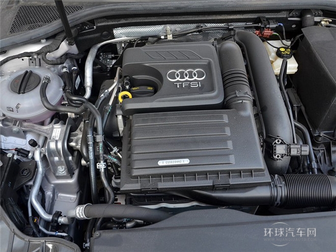 2015款 Limousine 40 TFSI 自动豪华型
