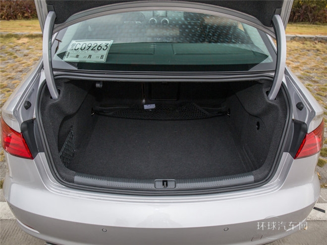 2015款 Limousine 40 TFSI 自动豪华型