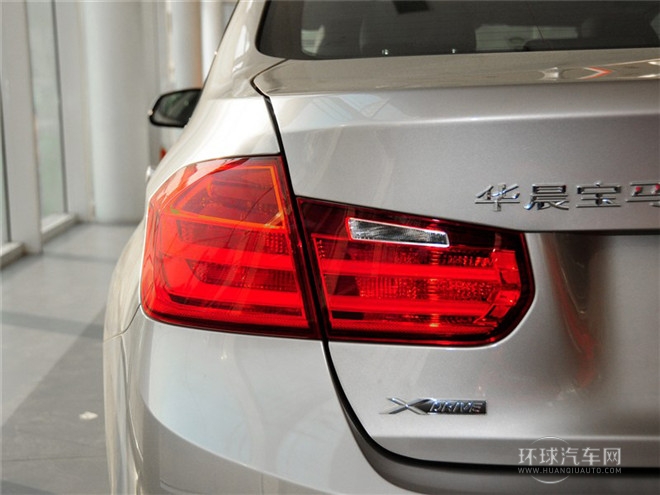 2015款 328i xDrive 设计套装型