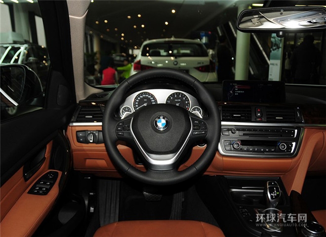 2015款 335i xDrive 设计套装型