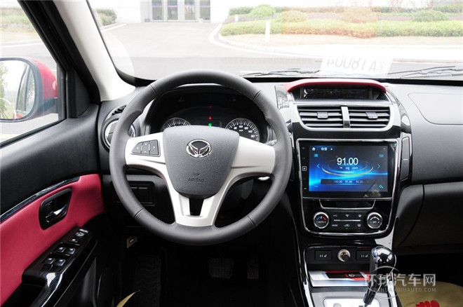 2015款 1.5L 自动豪华型