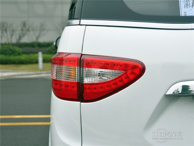 2015款 1.5L 自动尊贵型
