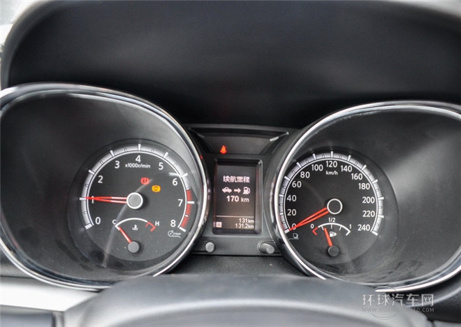 2015款 2.0L 手动睿趣版
