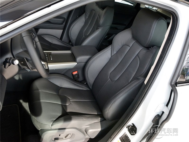 2015款 2.0T 五门智耀版