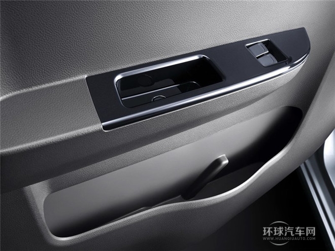 2015款 1.2L标准型