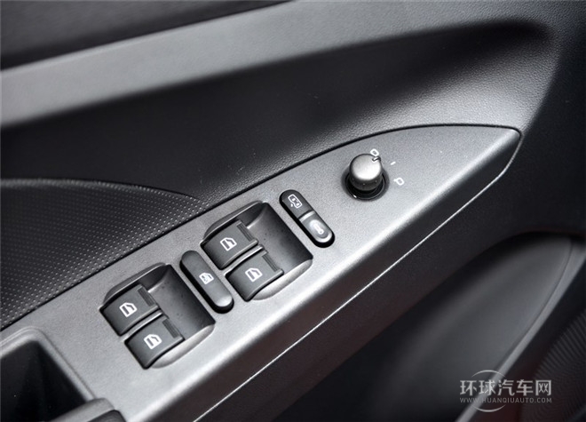 2015款 1.5L 手动够型版