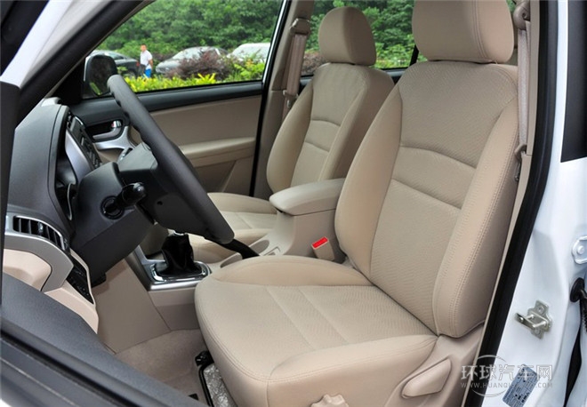 2014款 1.6L 手动风尚版