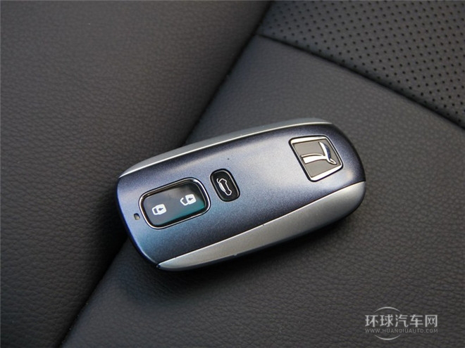 2014款 荣耀导航版 1.8T 自动尊贵型