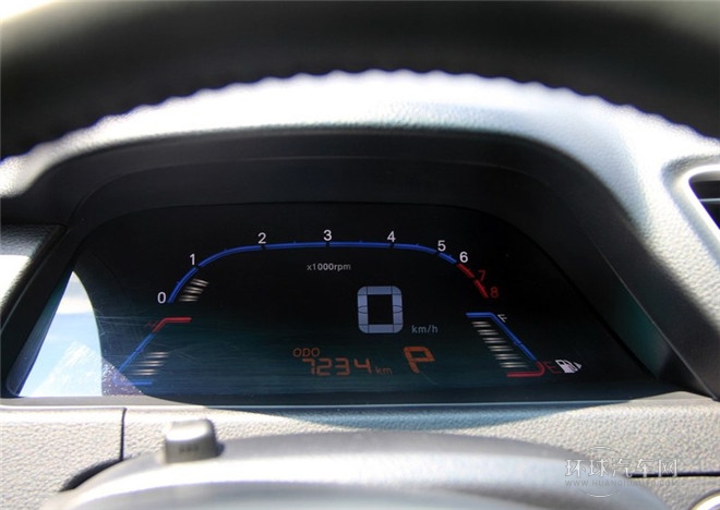 2014款 荣耀导航版 1.8T 自动尊贵型