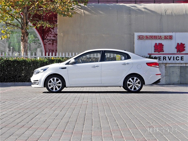 2015款 三厢 1.6L AT Premium