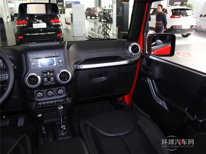 2015款 3.6L 四门版 Rubicon