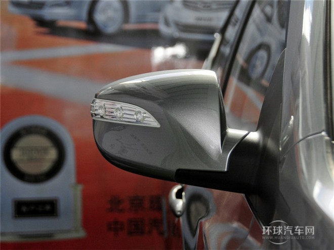 2015款 2.0L 手动两驱舒适型 国IV