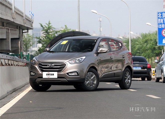 2015款 2.0L 自动两驱舒适型 国V