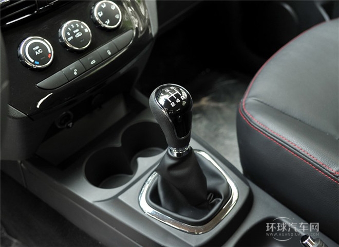 2015款 1.2L 舒适型