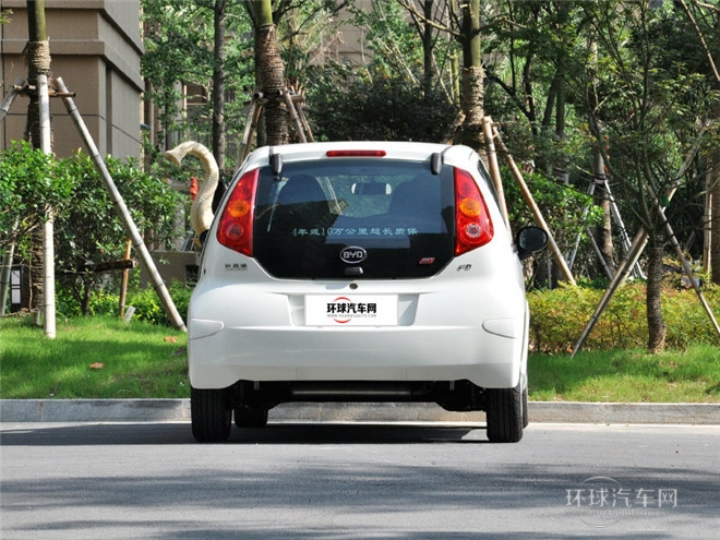 2015款 1.0L AMT 悦酷型