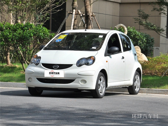 2015款 1.0L AMT 悦酷型