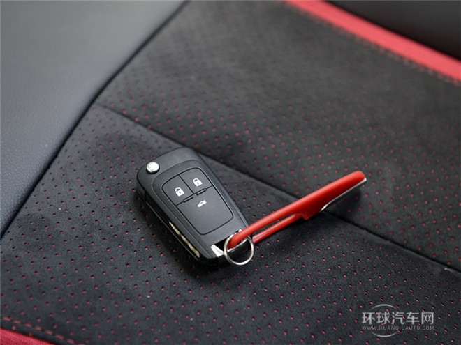 2015款 18T 双离合运动旗舰型