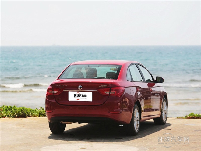 2015款 18T 双离合精英型