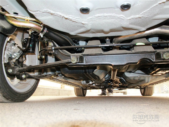 2015款 两厢 1.5L 自动理想型