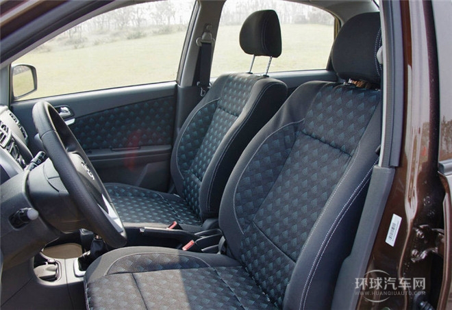 2015款 三厢 1.5L 自动理想型