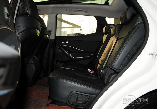 2015款 2.4L 手动两驱舒适型