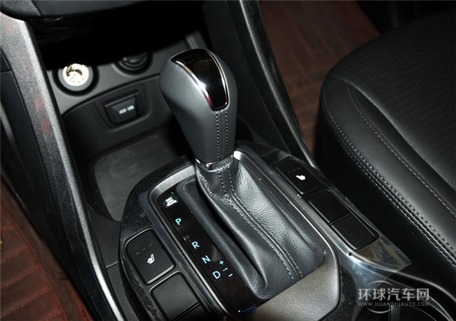 2015款 2.4L 手动两驱舒适型