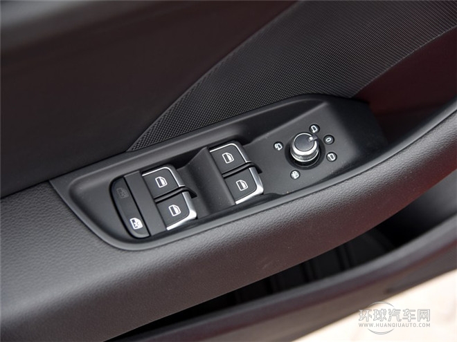 2015款 Limousine 45 TFSI S line 豪华型
