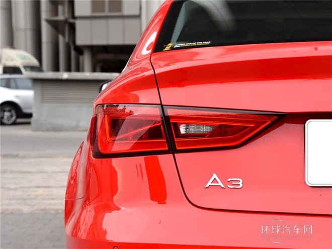 2015款 Limousine 45 TFSI S line 豪华型