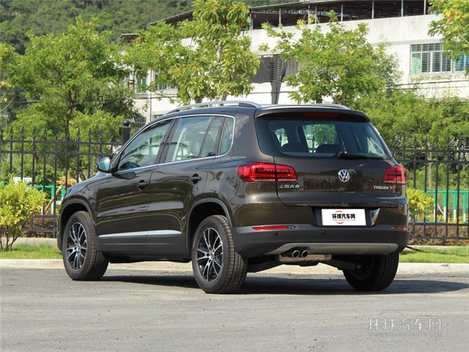 2015款 1.8TSI 手动两驱限量版