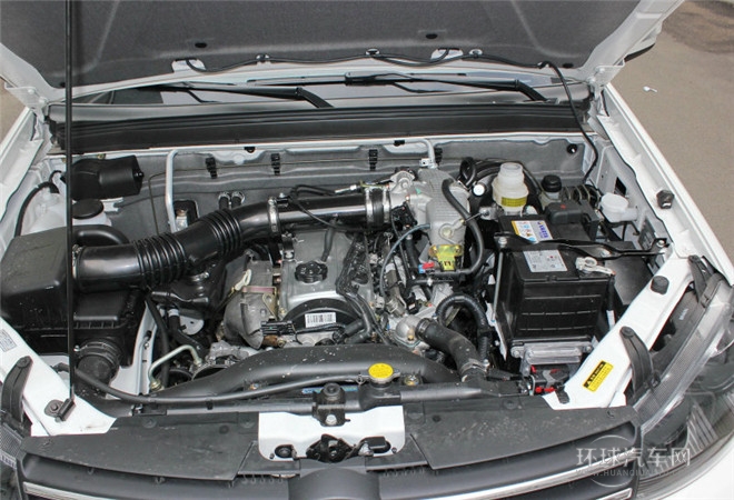 2014款 2.4L欧洲版 两驱进取型小双排4G69S4N