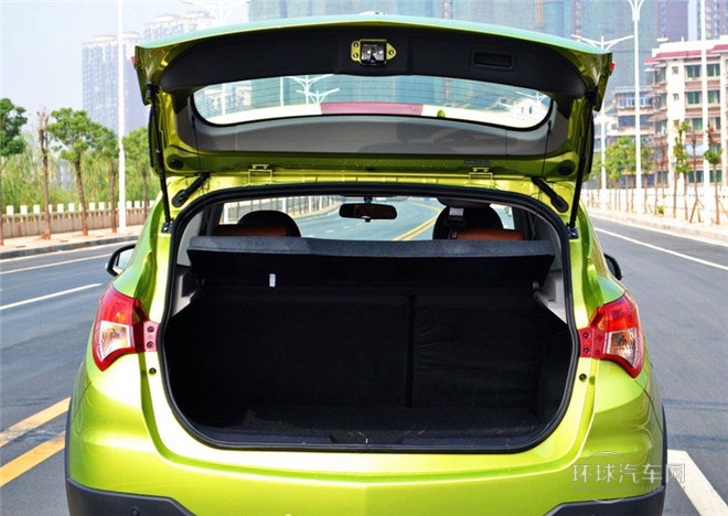 2015款 1.6L 手动智乐型