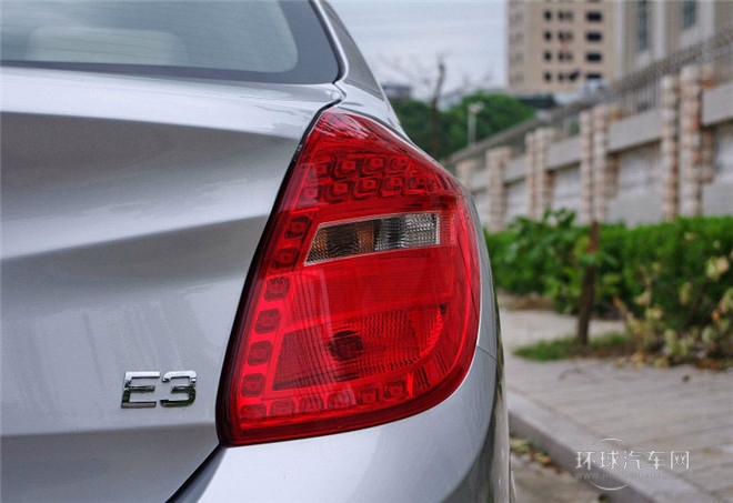 2015款 1.5L 手动趣尚版
