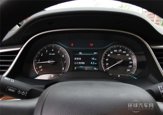 2015款 15N 自动进取型