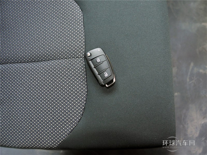 2015款 1.6L 豪华型