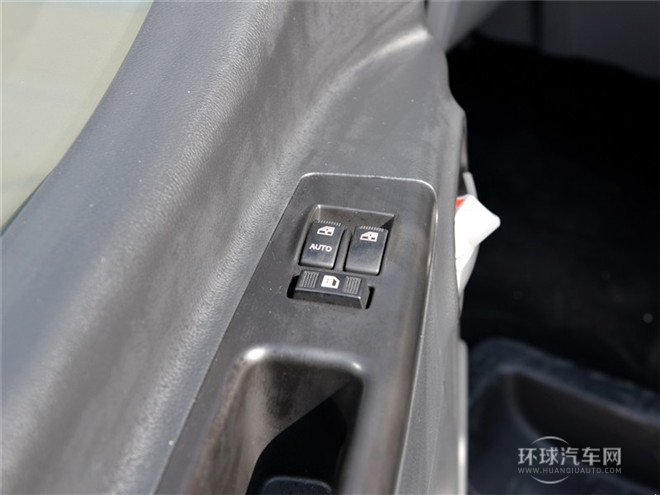 2015款 1.6L 豪华智能型