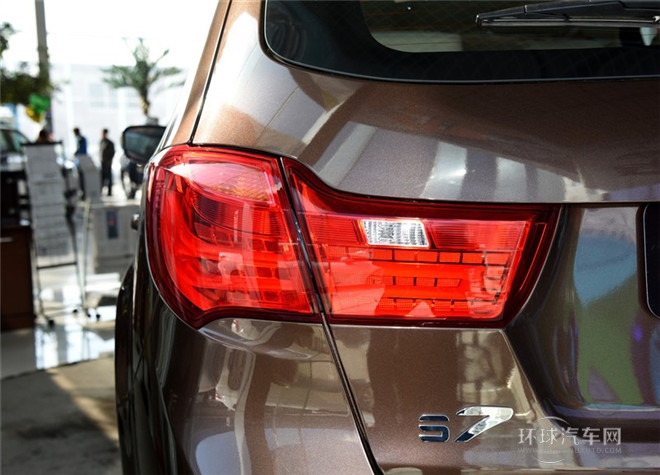 2015款 2.0L 手动智尚型