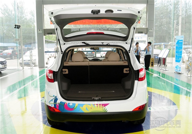 2015款 2.4L 自动四驱领先型 国IV